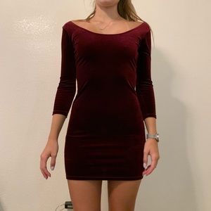VELVET mini dress with 3/4 sleeves & scoop back